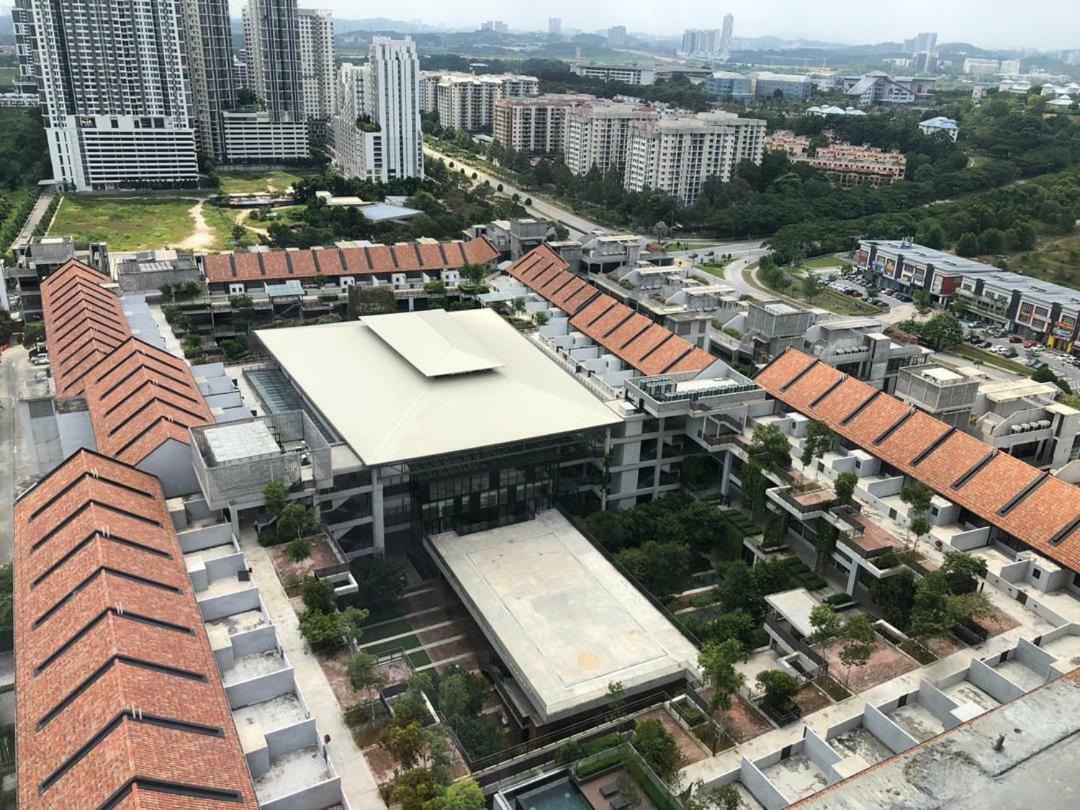Tamarind Suites By Subhome Cyberjaya Esterno foto